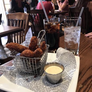 Carnation Cafe - American Near Me - Anaheim, California