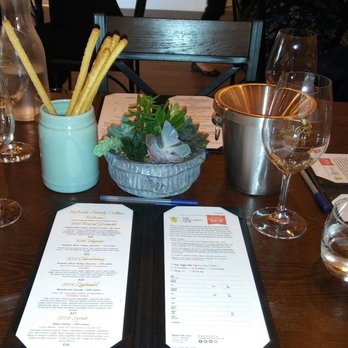 McKahn Wines - Wine Tasting Room Near Me - Napa, California