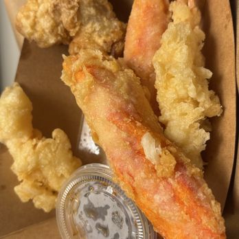 Marugame Udon - Shrimp tempura, crab tempura and fried chicken - Japanese Near Me - Honolulu, Hawaii Marugame Udon - Shrimp tempura, crab tempura and fried chicken - Japanese Near Me - Honolulu, Hawaii
