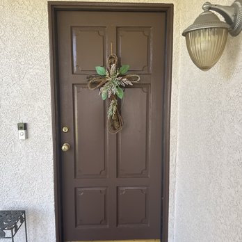 Everett and Everett Painting - Door matches the house. - Painters Near Me