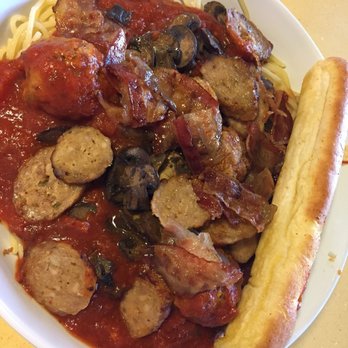 Fazoli's - Ultimate Spaghetti(bacon, Italian sausage, meatballs, mushrooms) - Italian Near Me - Abilene, Texas