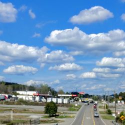 Pilot Travel Center - Coming off Interstate 75 the little eighth of a mile up to the pilot dropping down the hill