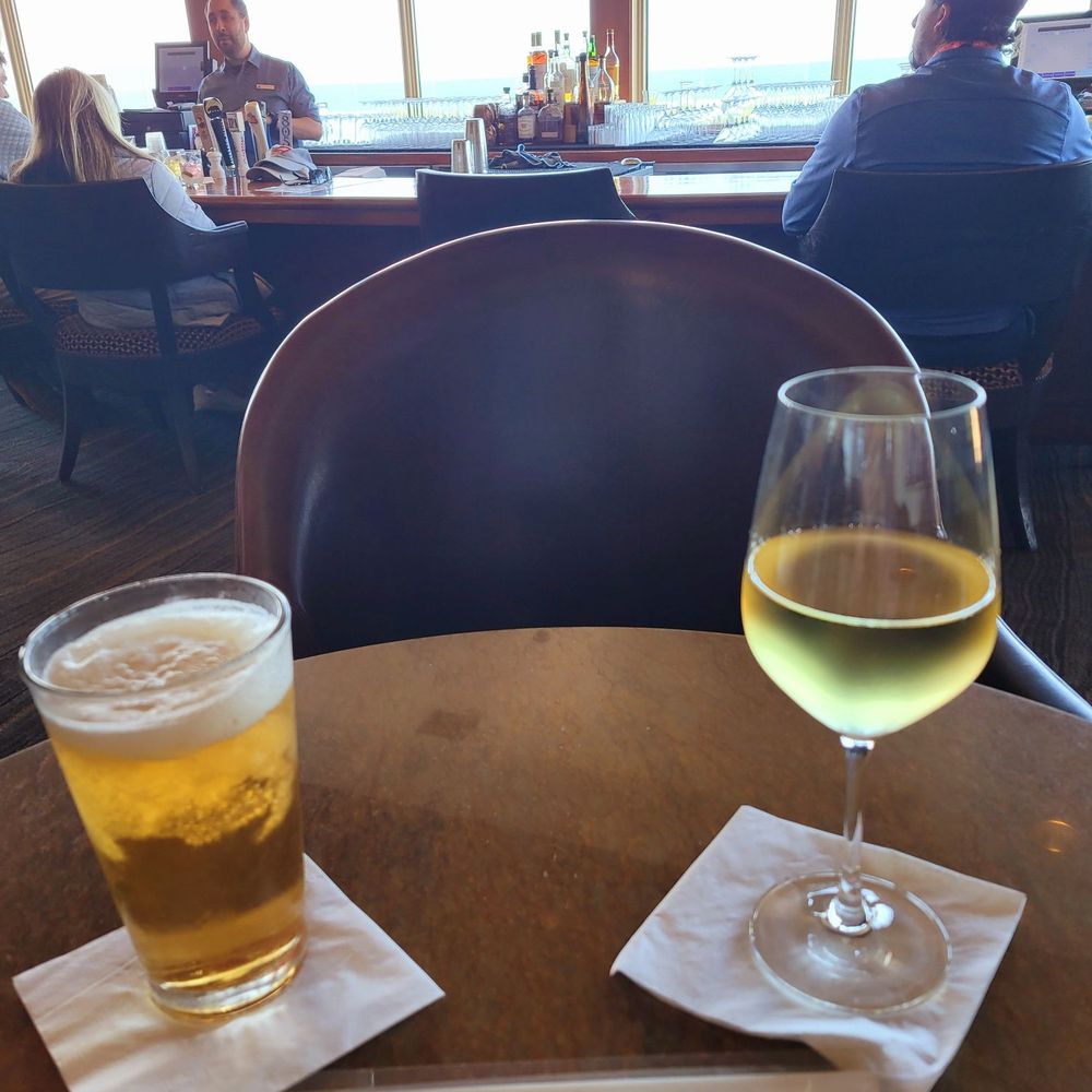 Cheers! 19th hole. Pacific ocean out those windows! Cheers! 19th hole. Pacific ocean out those windows!