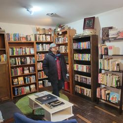 Van Dyke Books - Inside back room with more books