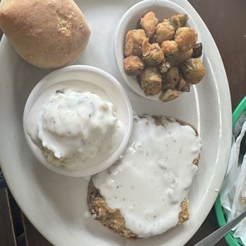 The Whistle Stop Cafe - Country Fried Steak - American Near Me - Juliette, Georgia The Whistle Stop Cafe - Country Fried Steak - American Near Me - Juliette, Georgia