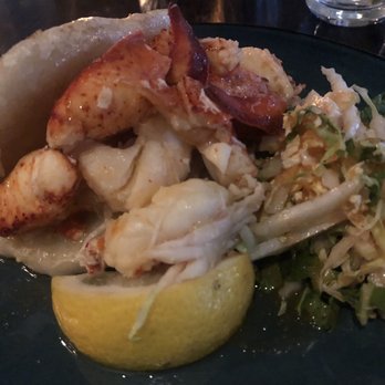 The Essex - lobster roll but on a steamed bun - New American Near Me - old saybrook, Connecticut
