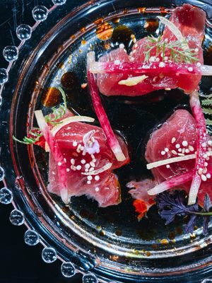 Locals Raw Bar by null