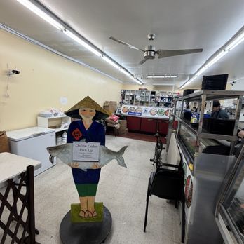 Basa Seafood Express - Inside - Seafood Near Me - San Francisco, California