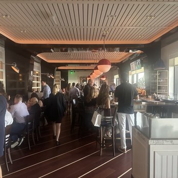Seafood Bar at The Breakers - Bar area - Seafood Near Me - Palm Beach, Florida
