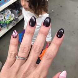 Waterford Nails - This lady is a maniac she's totally psychotic and she hates children do not go to this place ever or you'll regret it.
