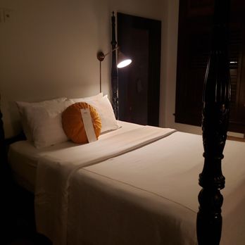 Hotel Havana - Queen room. - Hotels Near Me - San Antonio, Texas Hotel Havana - Queen room. - Hotels Near Me - San Antonio, Texas