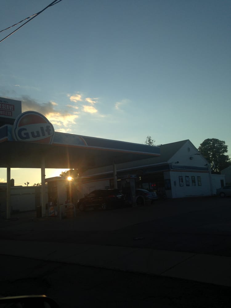 GULF GAS 8628 Niagara Falls Blvd, Niagara Falls, New York Gas