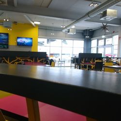 Restaurant im Hangar 10