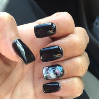 Flower Nails - Love how creative Amy is! - Nail Salons Near Me - Fair Oaks, California
