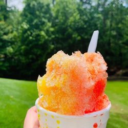 Retro Sno Little Rock - Mango & strawberry sno cone