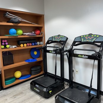 Path Medical - Kendall - Exercise room - Chiropractors Near Me - Miami, Florida Path Medical - Kendall - Exercise room - Chiropractors Near Me - Miami, Florida