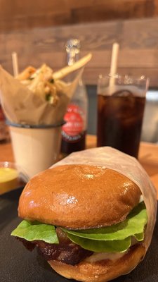 Roam Artisan Burgers by null