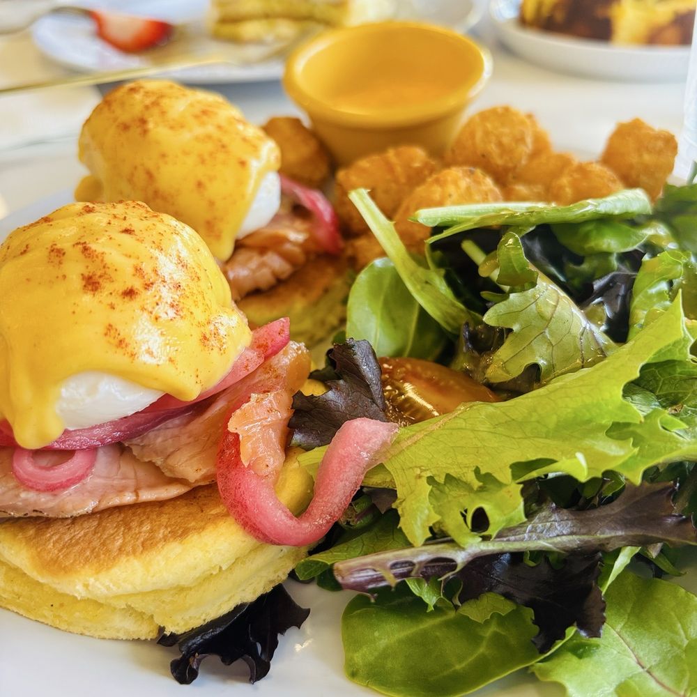 Fluffy Fluffy - Coffee & Tea Near Me - Davis, California