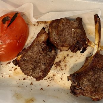 Kabob Nook - 3 lamb chops with grilled tomato and jalapeño - Mediterranean Near Me - South Riding, Virginia Kabob Nook - 3 lamb chops with grilled tomato and jalapeño - Mediterranean Near Me - South Riding, Virginia