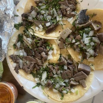 Tacos Huicho - Mexican Near Me - Phoenix, Arizona