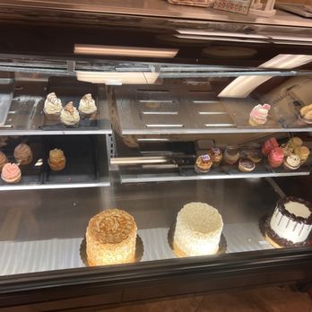 Drago Sisters Bakery - Cakes - Bakeries Near Me - Las Vegas, Nevada