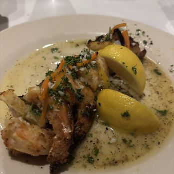 Gian-Tony's On The Hill - Shrimp scampi - Italian Near Me - Saint Louis, Missouri Gian-Tony's On The Hill - Shrimp scampi - Italian Near Me - Saint Louis, Missouri