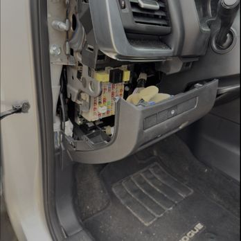 LocksmithSD - To connect to the system and start programming, I need to disassemble the front part of the dashboard - Keys & Locksmiths Near Me - San Diego, California