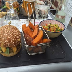Des Merveilles dans la Théière - Burger végétarien