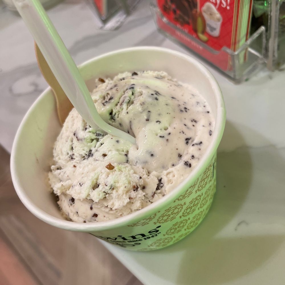 Kilwins - Toasted coconut - Ice Cream & Frozen Yogurt Near Me - Washington, DC, District of Columbia Kilwins - Toasted coconut - Ice Cream & Frozen Yogurt Near Me - Washington, DC, District of Columbia