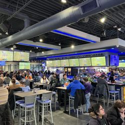 Pop's Pizza & Sports Bar