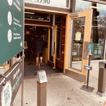 REI - Front door - Bikes Near Me - Sacramento, California