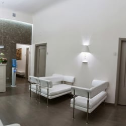 Dott. Fabio Quercioli - Panoramica della Sala d'Aspetto dello Studio dove il Dottor Fabio Quercioli riceve a Firenze.