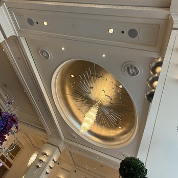 The Lobby - American Near Me - Chicago, Illinois
