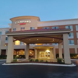 Exterior photo of Courtyard by Marriott Jacksonville Flagler Center - Jacksonville, Florida Exterior photo of Courtyard by Marriott Jacksonville Flagler Center - Jacksonville, Florida