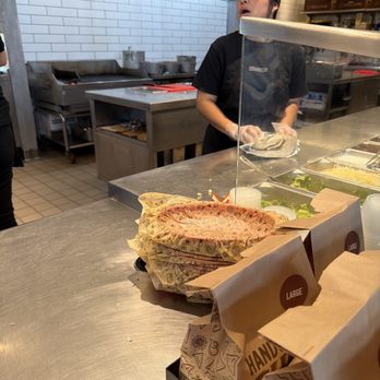 Chipotle Mexican Grill - Fast Food Near Me - Austin, Texas