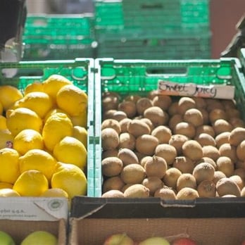 Market Street Fruit Stall - Lemons and kiwi fruit in the sun. - Fruits & Veggies Near Me