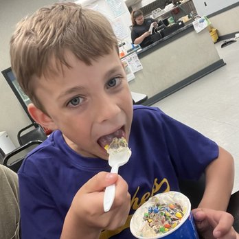 Dairy Sweet - M&Ms tornado - Sandwiches Near Me - Dunlap, Iowa
