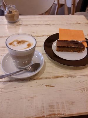 Café Bretelles - Krutenau, Strasbourg by null