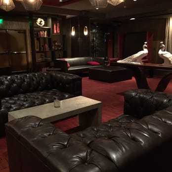 IPIC Pasadena - Cinema Near Me - Pasadena, California