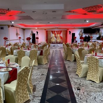 Starz Princess - Gold and red party decor - Venues & Event Spaces Near Me - Ozone Park, New York Starz Princess - Gold and red party decor - Venues & Event Spaces Near Me - Ozone Park, New York