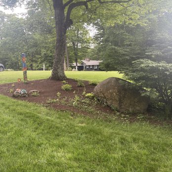 Ekstrom Lawn Care - Front - Landscaping Near Me - Amherst, New Hampshire Ekstrom Lawn Care - Front - Landscaping Near Me - Amherst, New Hampshire