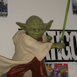 Monster Comic Lounge