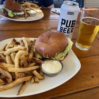 Trellis - Burger fries beer on Monday 10 dollar special - Wine Bars Near Me - Dundee, Oregon Trellis - Burger fries beer on Monday 10 dollar special - Wine Bars Near Me - Dundee, Oregon