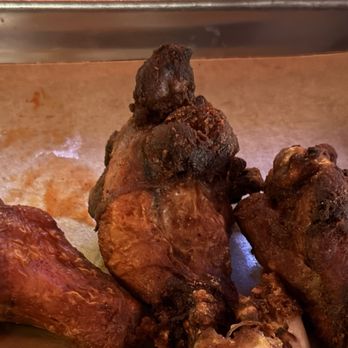 Fair Oaks Roost - Chicken Wings - Sports Bars Near Me - Boerne, Texas Fair Oaks Roost - Chicken Wings - Sports Bars Near Me - Boerne, Texas