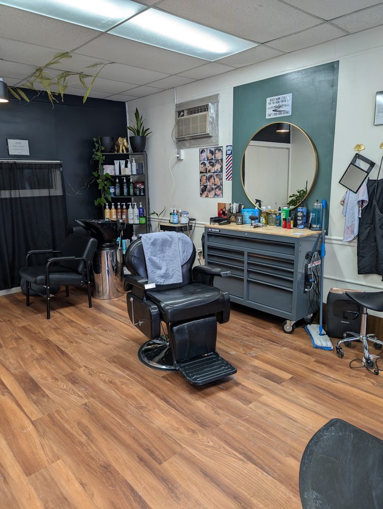 Bryans Barbershop Logo