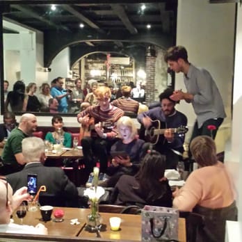 La Panthère Ose - Concert improvisé un soir à la Panthère Ose, très chaleureux!! - Bars Near Me - Paris, 75 La Panthère Ose - Concert improvisé un soir à la Panthère Ose, très chaleureux!! - Bars Near Me - Paris, 75