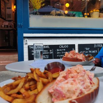 Neptune Oyster - Lobster Rolls Al Fresco - Seafood Near Me - Boston, Massachusetts Neptune Oyster - Lobster Rolls Al Fresco - Seafood Near Me - Boston, Massachusetts