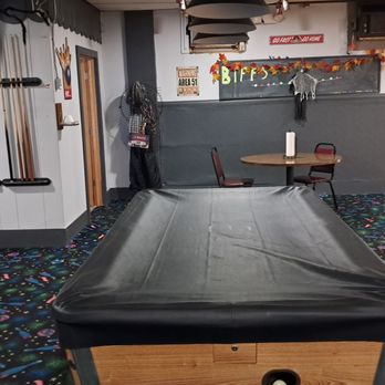 Biffs Bar & Grill - Pool table - Bars Near Me - Kinde, Michigan