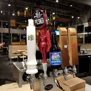 Shake Shack El Segundo - Beverages - Burgers Near Me - El Segundo, California