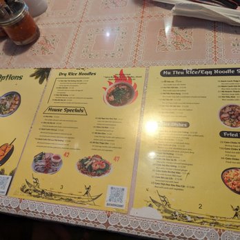Que Huong Restaurant - Menu (Jan 2024) - Vietnamese Near Me - Madison Heights, Michigan